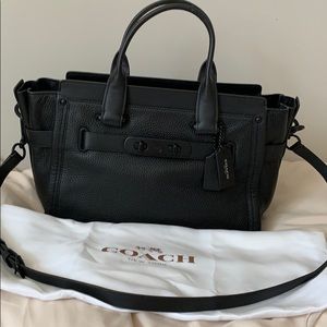 Coach Swagger Satchel 27 - All Black